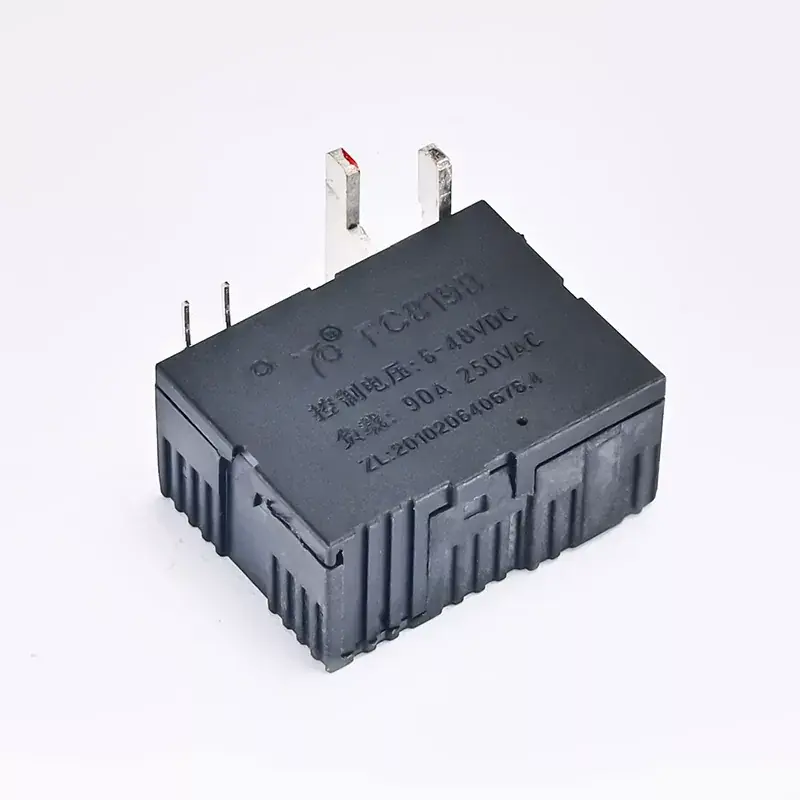 Kaj je glavna prednost zaskočnega releja?